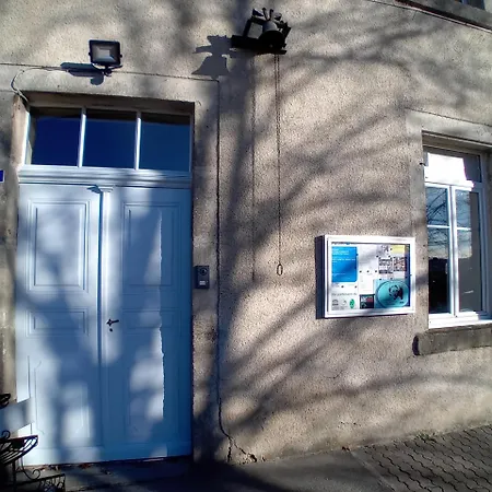Et D'hôtes Du Musée Ecole